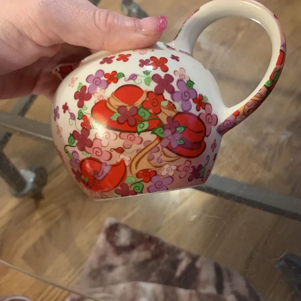 RED HAT Society Paul Cardew 2004 Official License Creamer Formal Pattern Purple